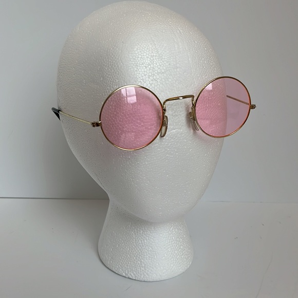 Fun Glasses - Picture 2 of 10